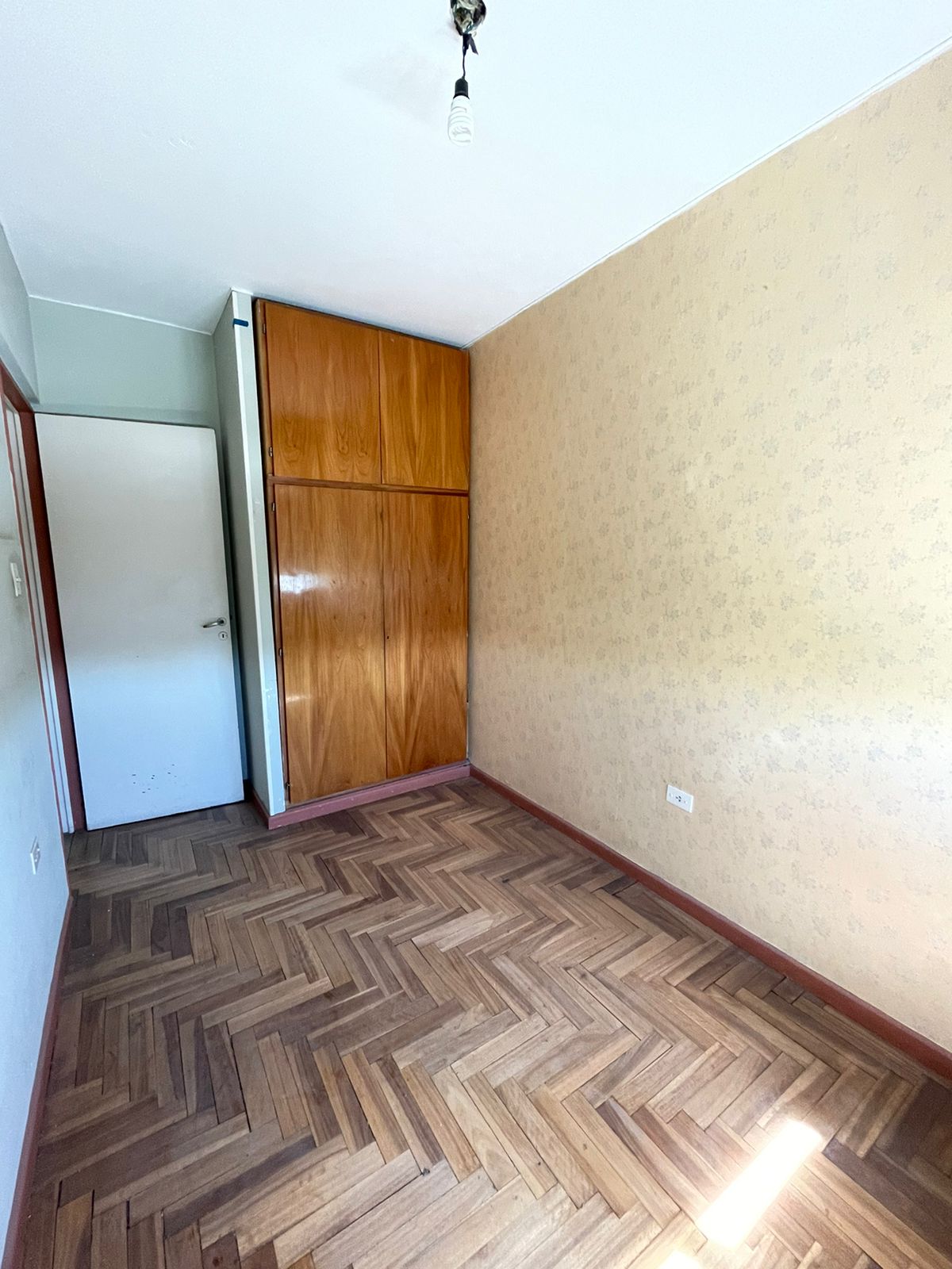 555 Caronti, Bahía Blanca, Buenos Aires, 8000, 3 Bedrooms Bedrooms, ,1 BathroomBathrooms,Departamento,Alquiler,Caronti ,1746