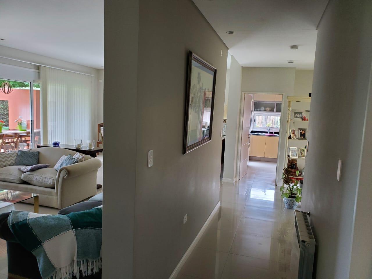 Bahia Blanca, Buenos Aires, 8000, 3 Bedrooms Bedrooms, ,3 BathroomsBathrooms,Casa,Venta,1752