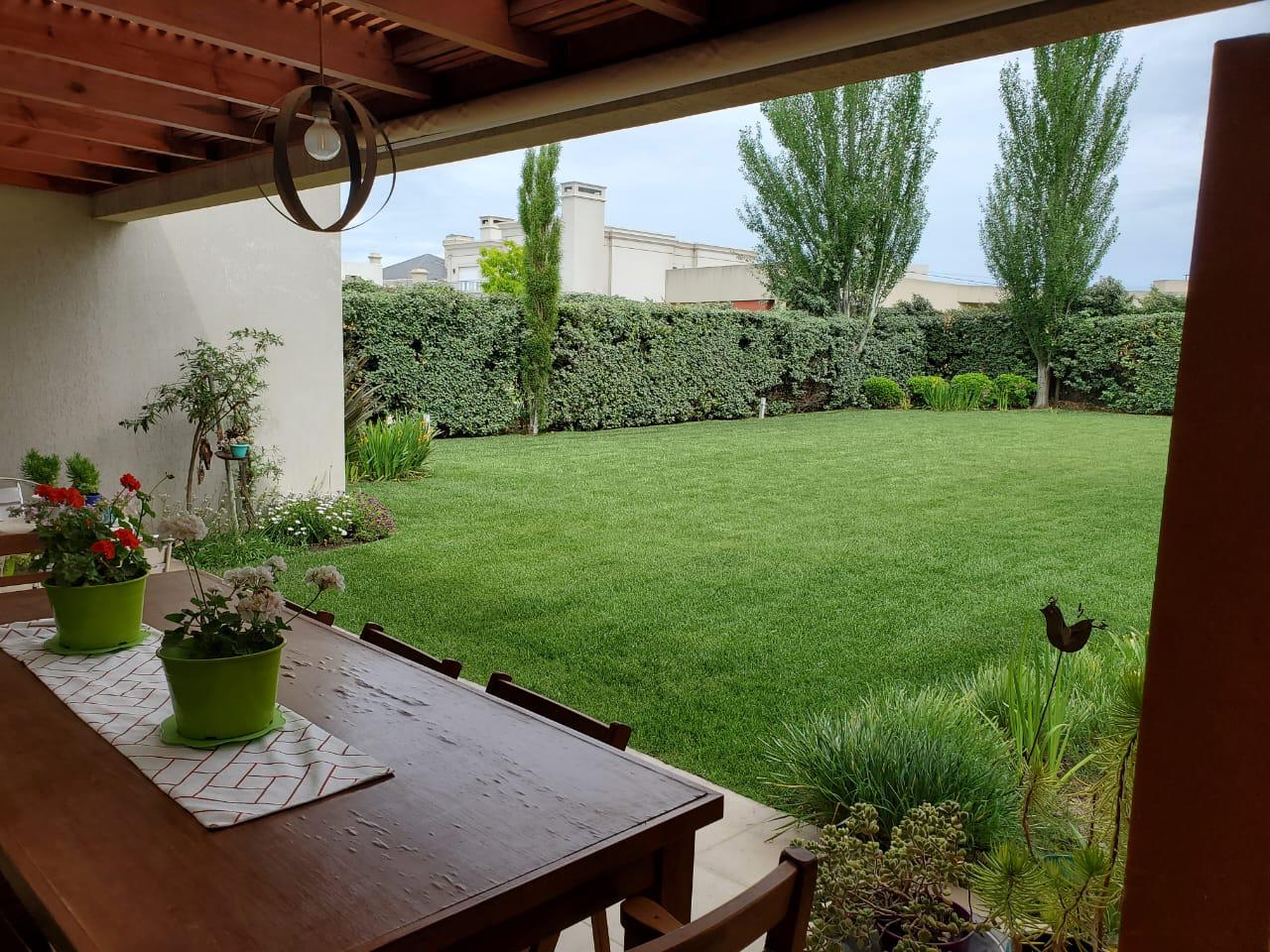 Bahia Blanca, Buenos Aires, 8000, 3 Bedrooms Bedrooms, ,3 BathroomsBathrooms,Casa,Venta,1752