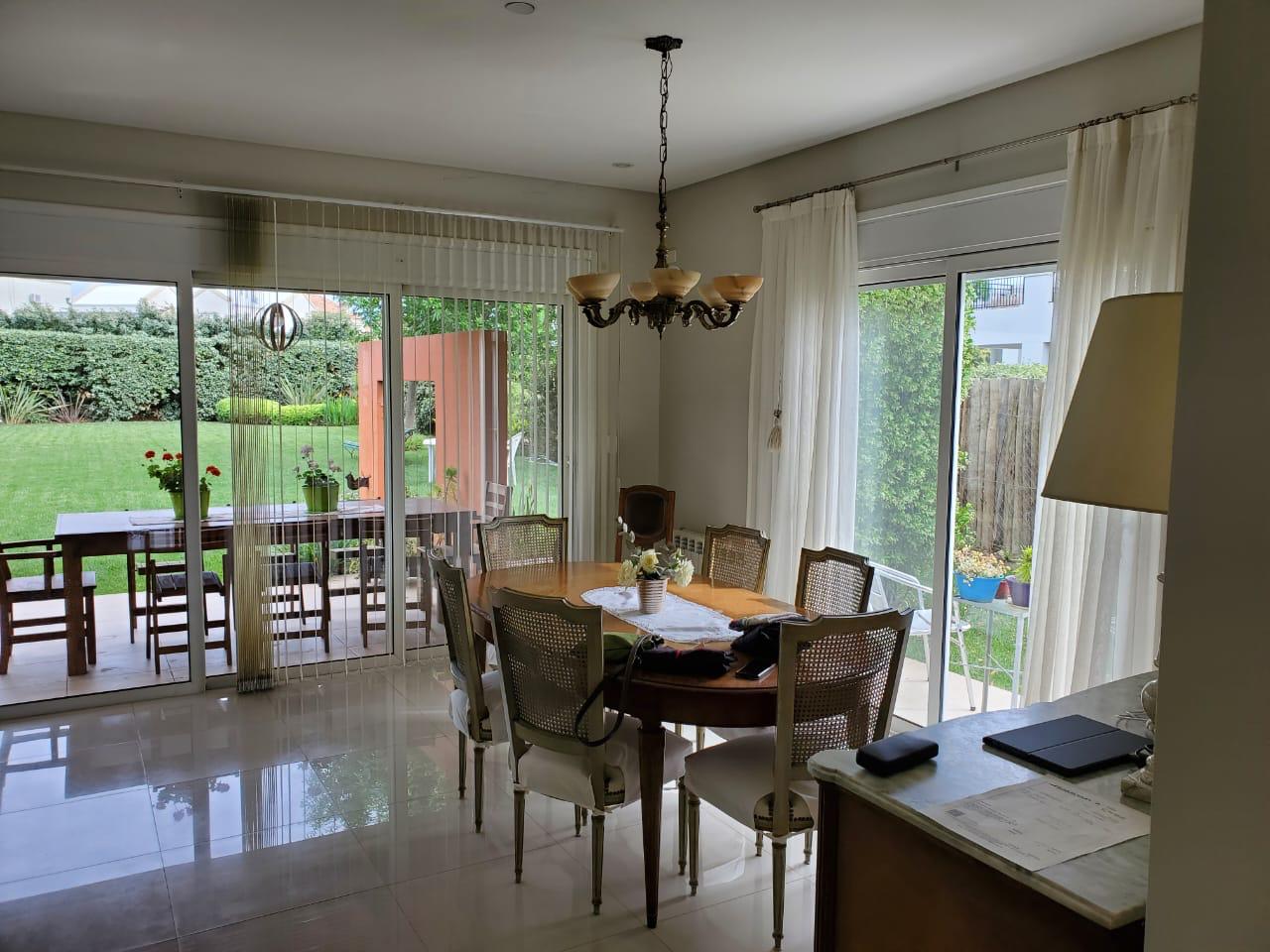 Bahia Blanca, Buenos Aires, 8000, 3 Bedrooms Bedrooms, ,3 BathroomsBathrooms,Casa,Venta,1752