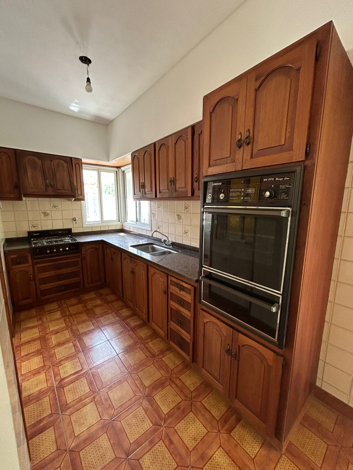 145 Rio Negro, Bahia Blanca, Buenos Aires, 8000, 2 Bedrooms Bedrooms, ,1 BathroomBathrooms,Casa,Venta,Rio Negro,1754